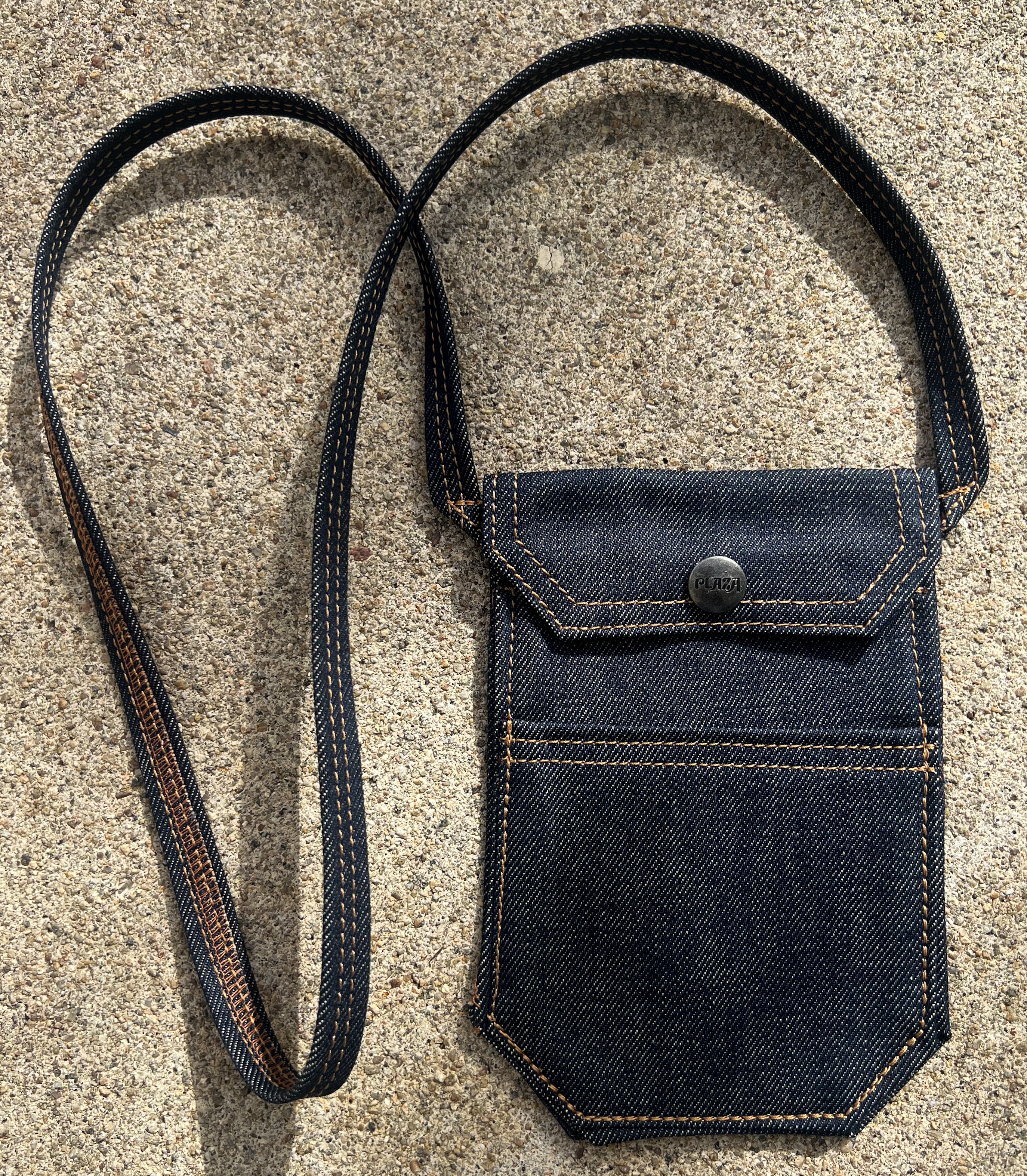 Anza Pouch - 14oz Brown Weft Indigo